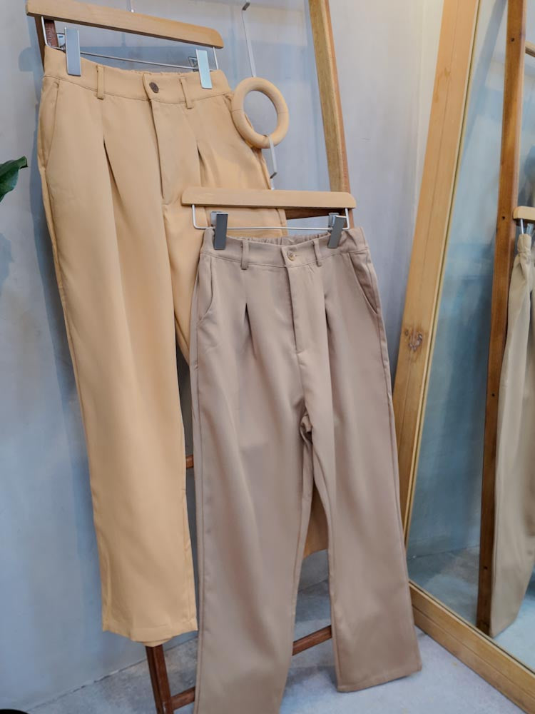 Carly Trouser