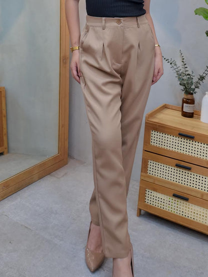 Carly Trouser